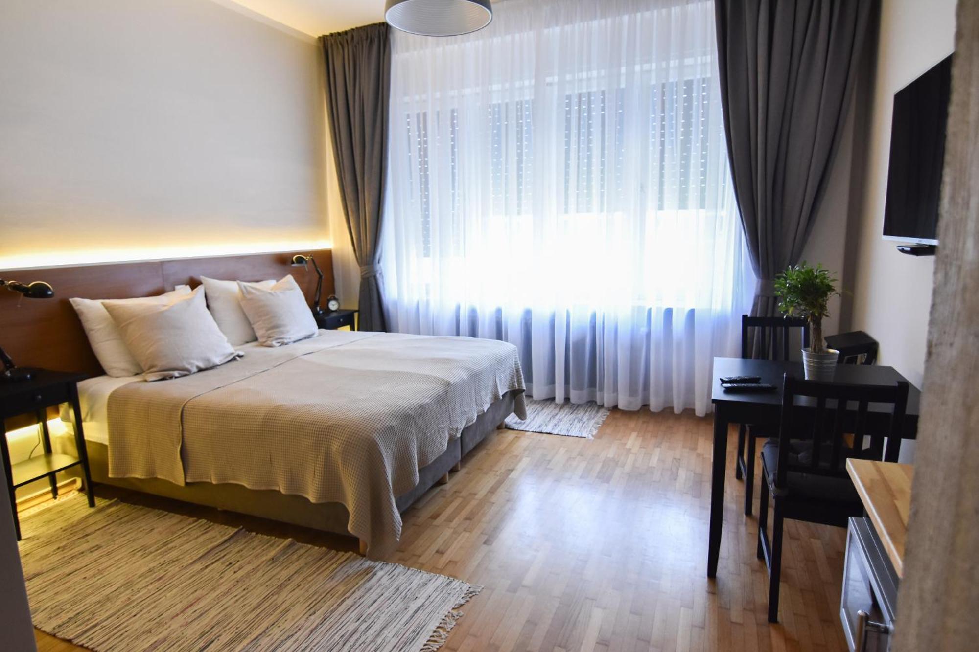 Karlo Main Square Apartments Zagreb Luaran gambar