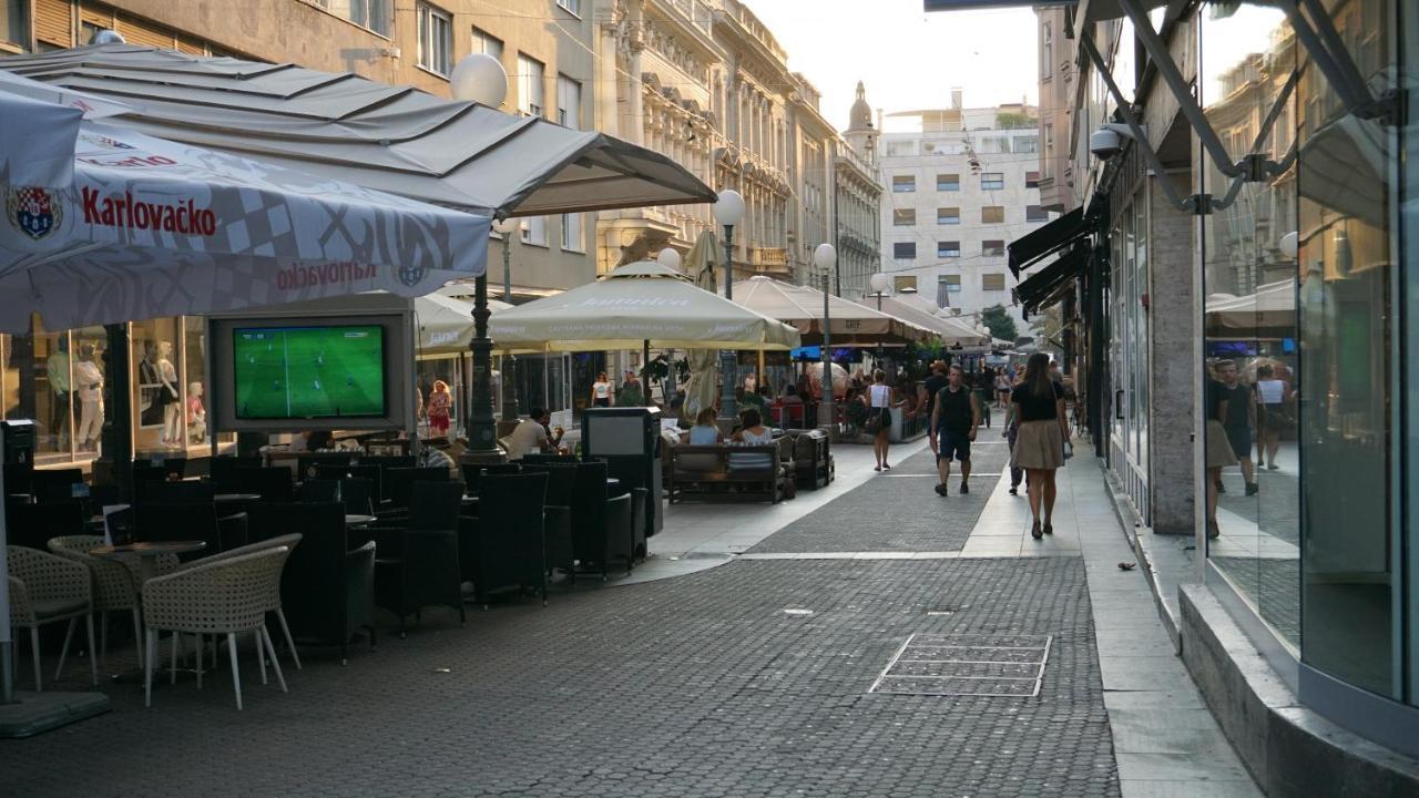 Karlo Main Square Apartments Zagreb Luaran gambar